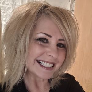 Meet your Posher, Gail